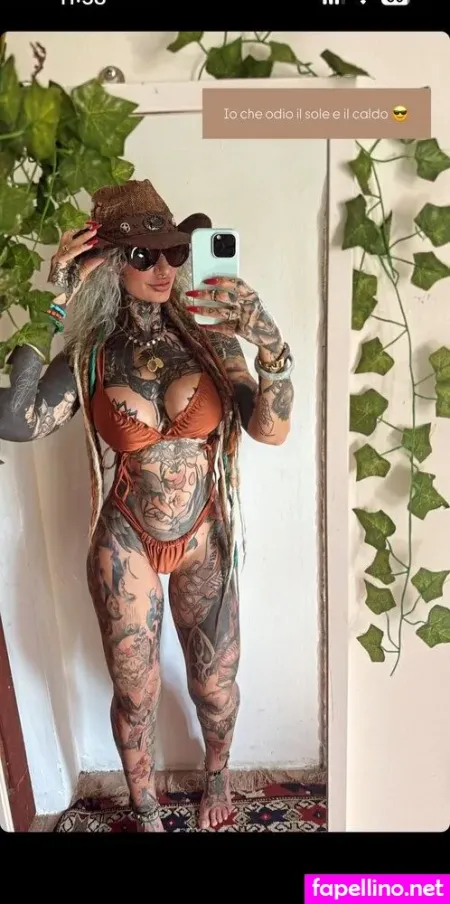 Simona Carrara OnlyFans Thumbnail #K1JV7suMKa