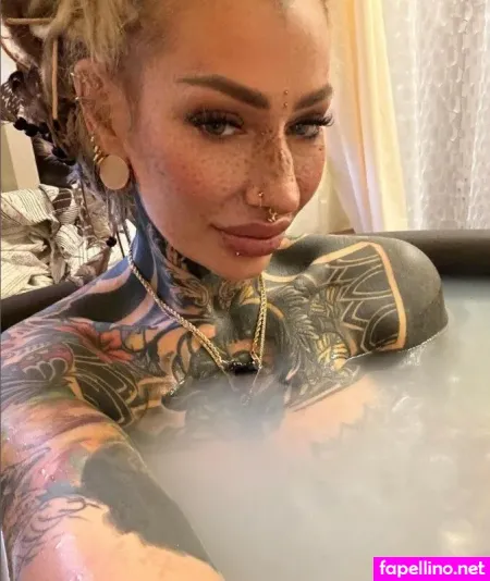 Simona Carrara OnlyFans Thumbnail #t3f2eJoGld