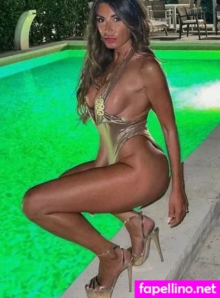 Simona Isceri OnlyFans Thumbnail #b38wY3KGwc