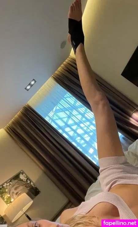 Simona Kust Main Profile Photo