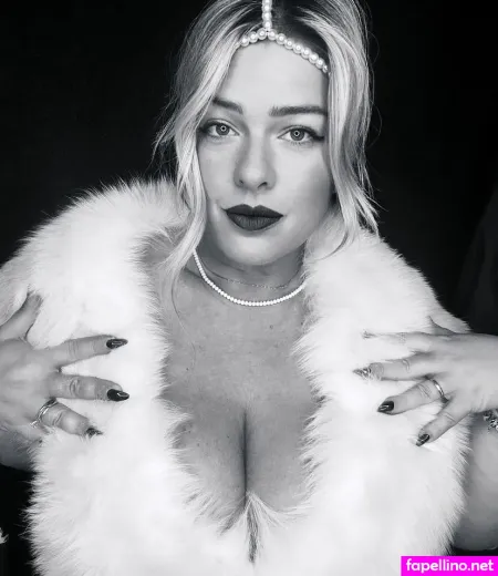 Simona Romano OnlyFans Thumbnail #HWRXT2KGxZ