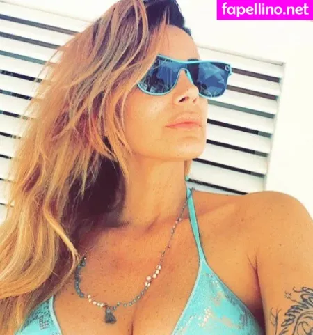Simona Salvemini OnlyFans Thumbnail #lsrIeIhkRm