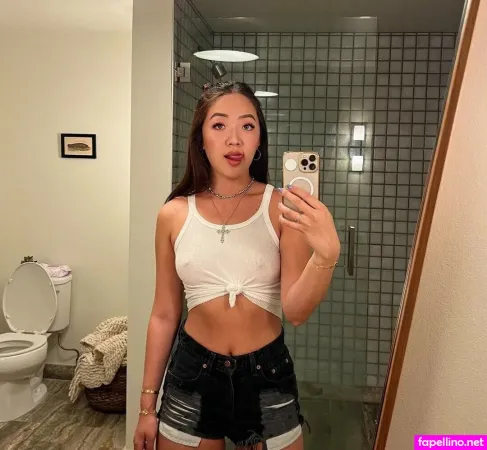 Simona Shao OnlyFans Thumbnail #mWC2YucEXj