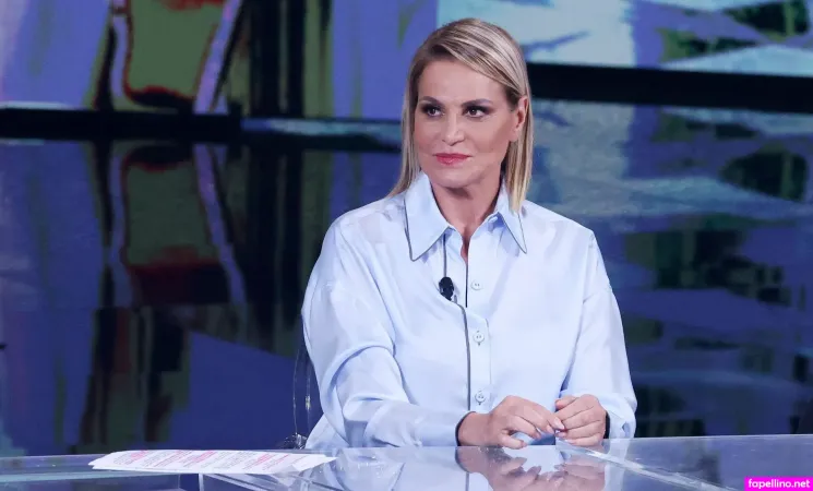 Simona Ventura OnlyFans Thumbnail #pafjDUOb5n