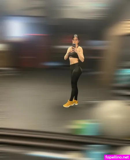 Simonaexclusive OnlyFans Thumbnail #cNmO7iQp1z