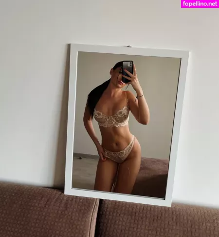 Simonastann OnlyFans Thumbnail #UC4Wcb5QK5