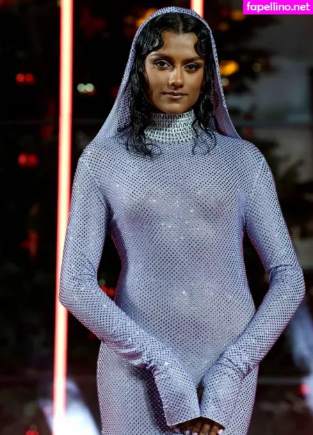 Simone Ashley OnlyFans Thumbnail #V92XUDOpFO