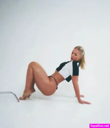 Simone Christensen 10 OnlyFans Thumbnail #ZGmTSbGLVl