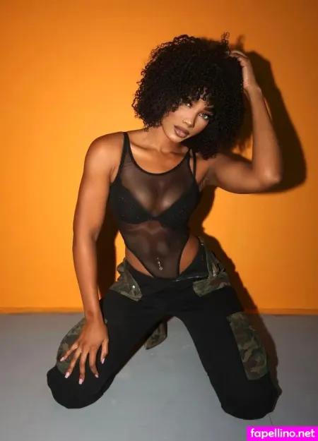 Simone Henderson OnlyFans Thumbnail #ud4tEn9xBn