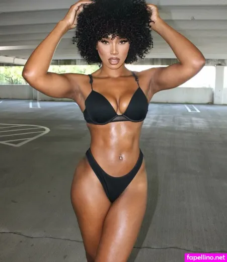 Simone Henderson Main Profile Photo