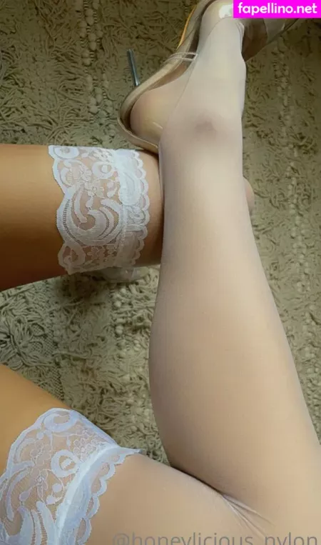 Simone Honeylicious OnlyFans Thumbnail #bvW5hTZipa