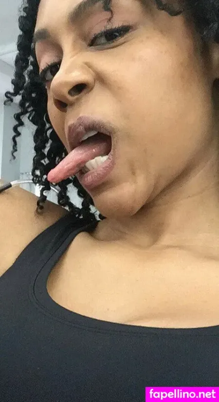 Simone Missick OnlyFans Thumbnail #IYR4yKRaO3