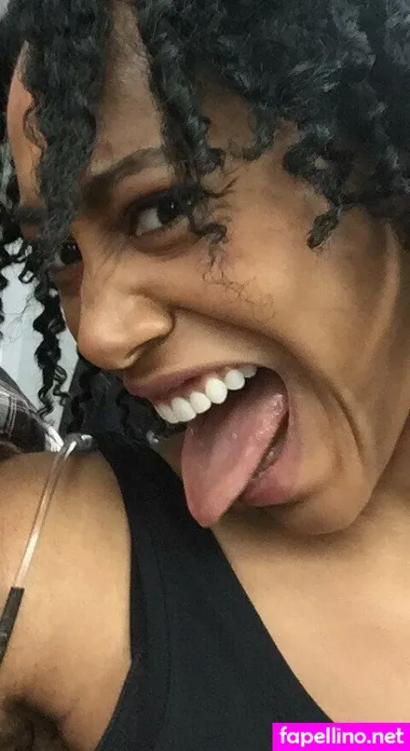 Simone Missick OnlyFans Thumbnail #Om5xGQm37G