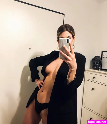 Simone Sevignani OnlyFans Thumbnail #Q5d7xrl0rd