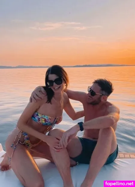 Simone Sevignani OnlyFans Thumbnail #WXl8a60FXa