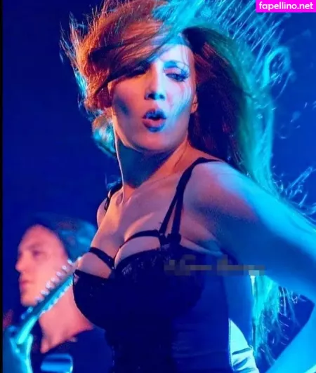 Simone Simons OnlyFans Thumbnail #mEU2cRe2IQ