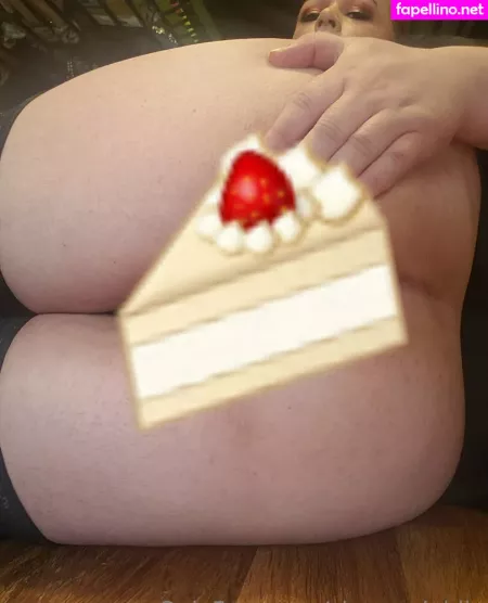 Simonedahlia OnlyFans Thumbnail #2vC62EEbXP