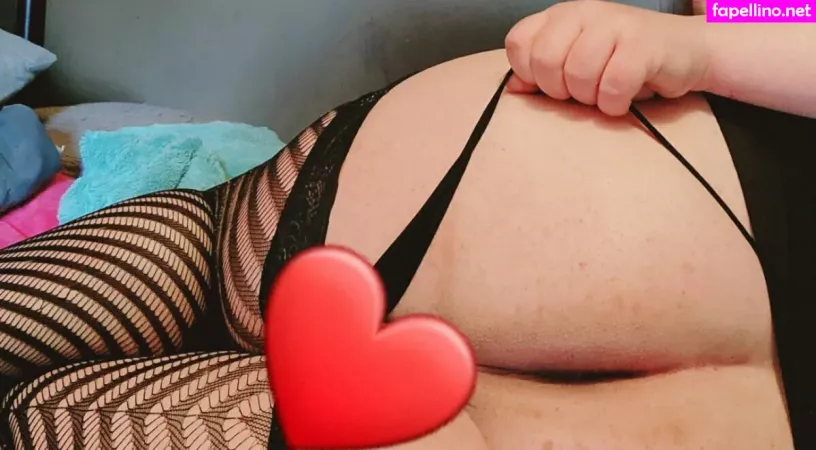 Simonedahlia OnlyFans Thumbnail #ujem9bNVMo