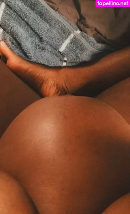 Simonesavage OnlyFans Thumbnail #CczF1GM6Dn