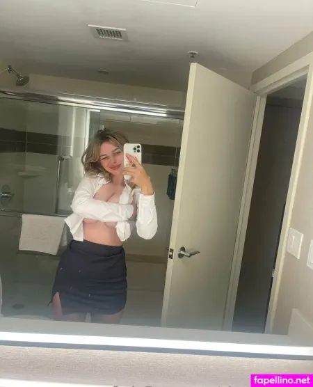 Simple Akari OnlyFans Thumbnail #r8kD0nIc4N