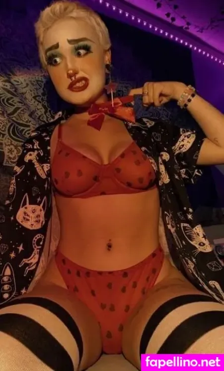 Simple Succubus OnlyFans Thumbnail #5Eu0oIQthY
