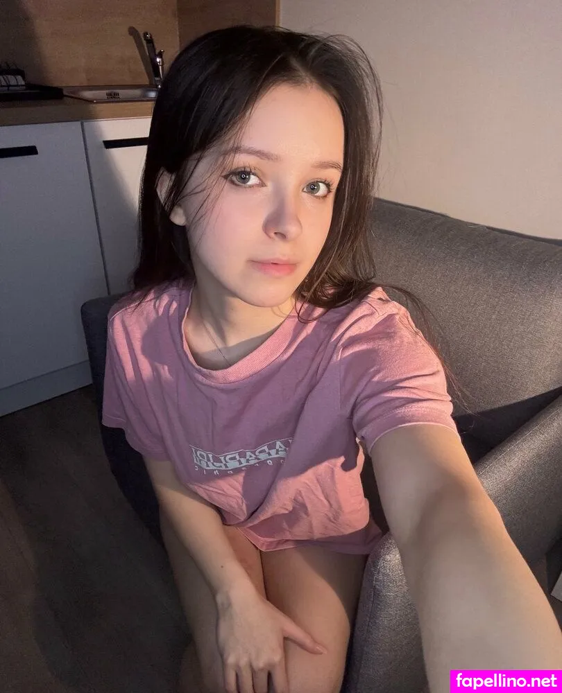 simplelil, simplelittle.art Nude Leaked OnlyFans Photo #7j3CRf2IHm