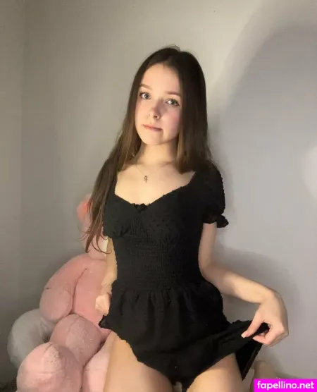 Simplelil OnlyFans Thumbnail #eQ4kQVroYl