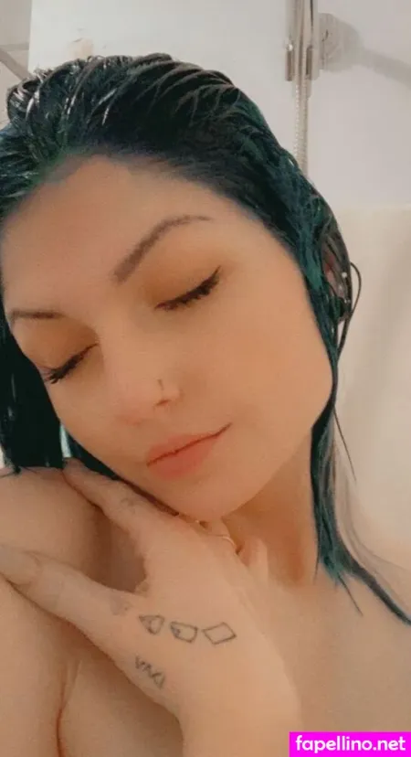 Simplyalliie OnlyFans Thumbnail #jRHGoXBEQU