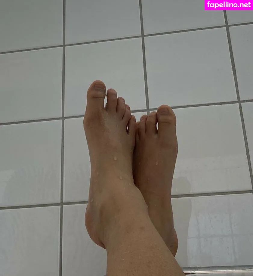 simplykimmie_, simplykimsfeet Nude Leaked OnlyFans Photo #qbPaGfhssc