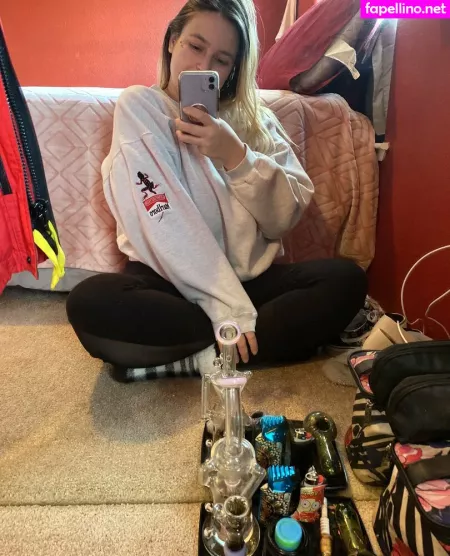 Simplystoned OnlyFans Thumbnail #ki8KFrqqxA