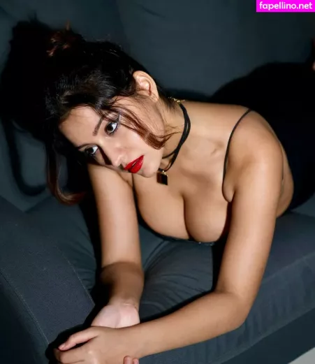 Simran Kaur OnlyFans Thumbnail #5AiNfHreTh