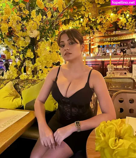 Simran Kaur OnlyFans Thumbnail #6vVpgy9Obj