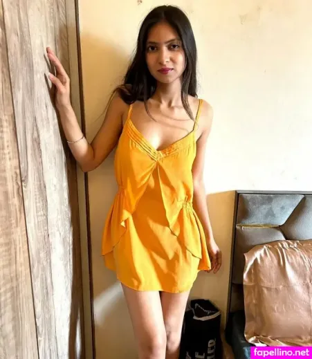 Simran Sahdev OnlyFans Thumbnail #DuVChwECUr