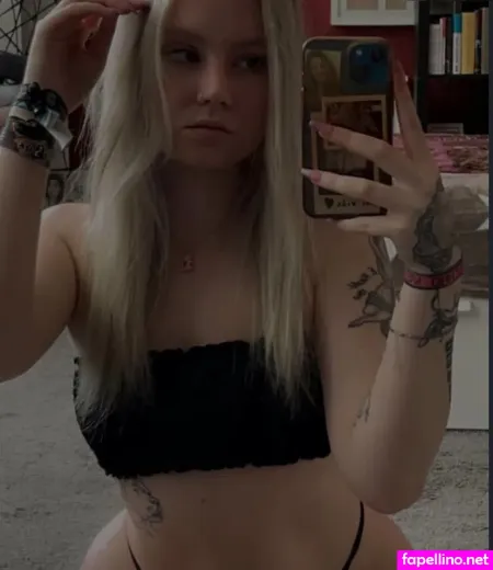 Sina Manuela OnlyFans Thumbnail #UhdgJilI80