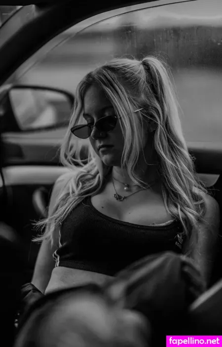 Sina Manuela OnlyFans Thumbnail #m8TAG7o76p