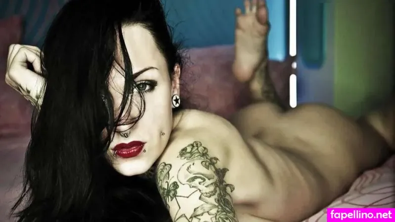 Sina Minou OnlyFans Thumbnail #H9LA3QuLtD