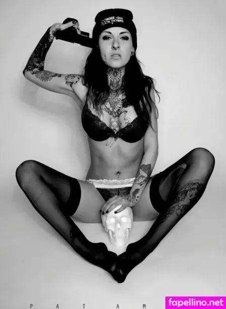 Sina Minou OnlyFans Thumbnail #YIXeEOAzKb
