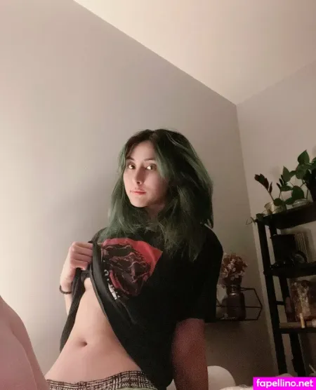 Sinastri OnlyFans Thumbnail #SbpXf8rlGi