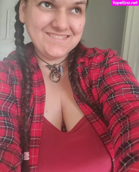 Sincere Susannah OnlyFans Thumbnail #FvUKqZYV1n