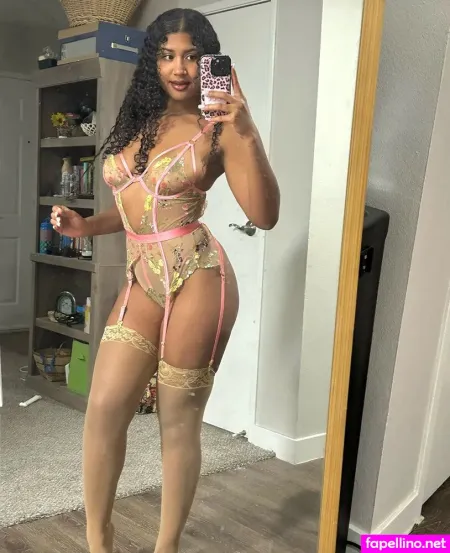 Sincerelydenice OnlyFans Thumbnail #Oo4NmlmoGc