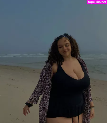Sincerelyitsjulie OnlyFans Thumbnail #7y5vpJNo7y