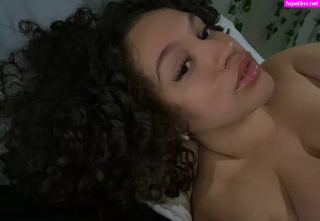 Sincerelyitsjulie OnlyFans Thumbnail #HbjfNuzcFG