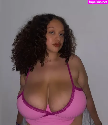 Sincerelyitsjulie OnlyFans Thumbnail #KJ0pRh3r5j