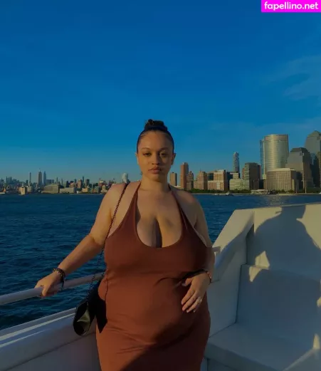 Sincerelyitsjulie OnlyFans Thumbnail #pAZGfhoOeG
