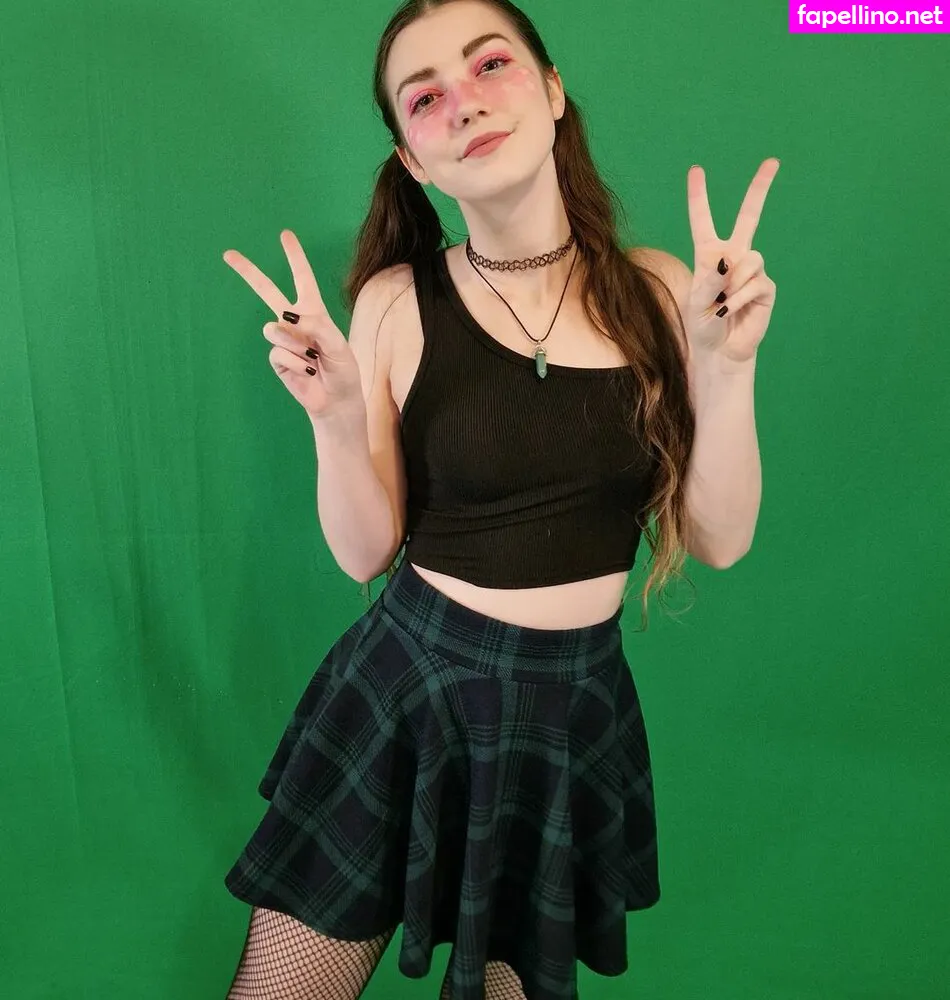 SincerelyLyn, lynnlove, sincerely.lyn Nude Leaked OnlyFans Photo #auVZ2NqOuI