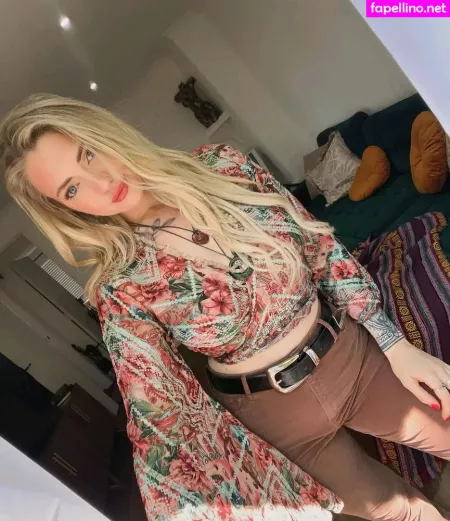 Sinead Bales OnlyFans Thumbnail #OHN87HkyG7