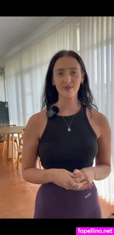 Sinead Treacy OnlyFans Thumbnail #76OO11ZIs2