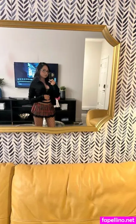 Sinferna OnlyFans Thumbnail #AfyiIHHQP5