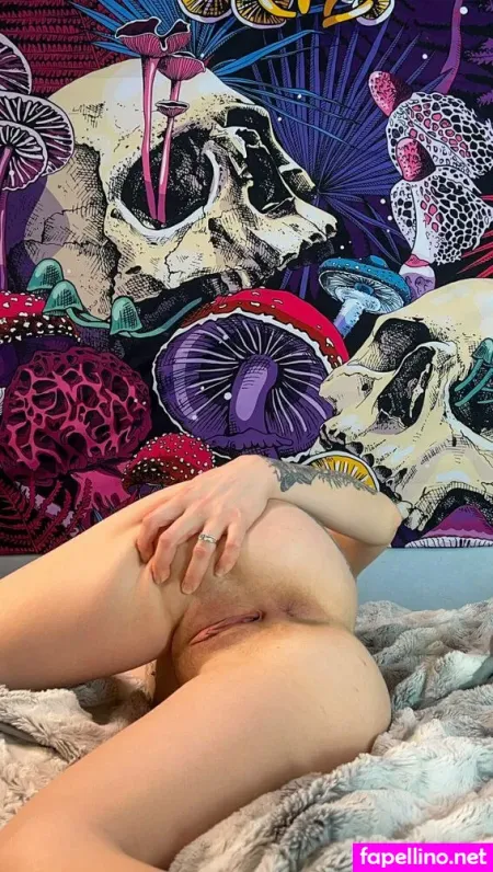 Sinful Surprise OnlyFans Thumbnail #Q8UTjvOWKY