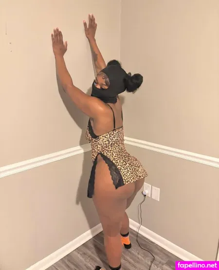 Sinfulsymone2 OnlyFans Thumbnail #dkLudv8K46